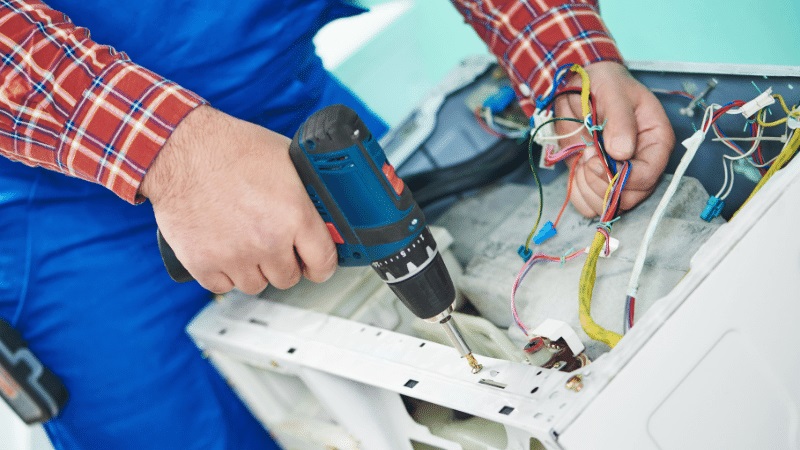 Saruhanlı Sharp Sharp çamaşır makinesi kart tamiri – Su almama arızası orijinal parça ile giderildi. - Teknik servis örneği